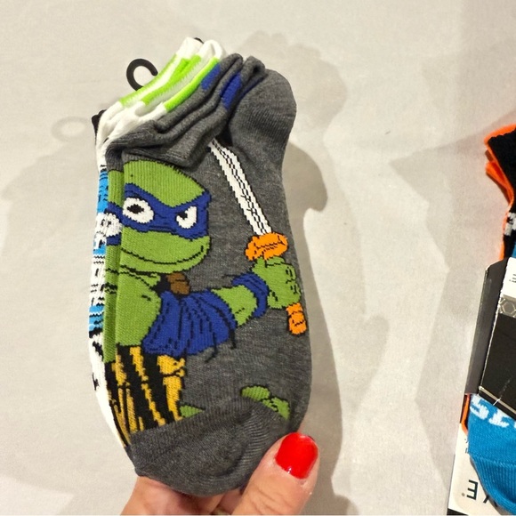 Assortment of boys socks, 11 pairs, Multicolour, Shoe Sz 3-9 - Picture 3 of 11